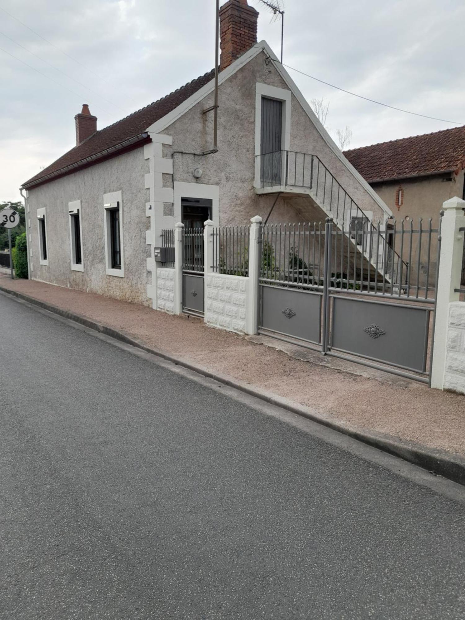 Maison Proche Le Pal 4Kms Thiel-sur-Acolin Dış mekan fotoğraf